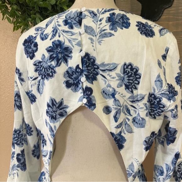 NWOT Lulus Darling Simplicity White and Blue Floral Linen Cutout Mini Dr… - Picture 8 of 11